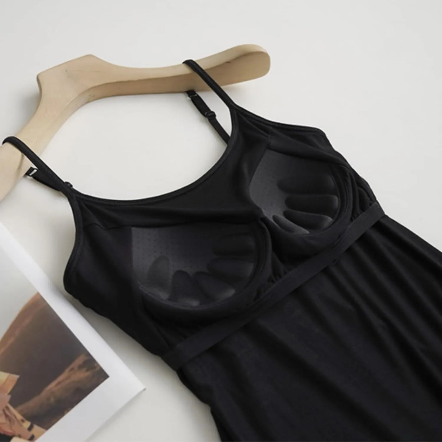 Built in Bra Tank Tops for Women 2024 Trendy Adjustable Spaghetti Padded Bra Camisole Basic Undershirts Yoga Tops