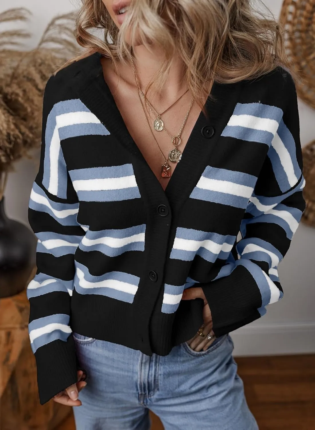 EVALESS Women's Striped Cardigan Sweaters Trendy Lightweight Chunky Knit Cropped Sweaters Outfits Outerwear Coats