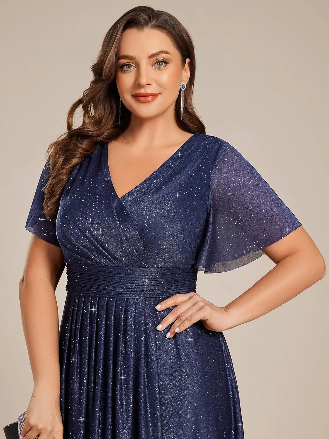 Ever-Pretty Plus V Neck Short Sleeves Glitter Pleated Midi Plus Size Cocktail Wedding Guest Dresses for Curvy Women