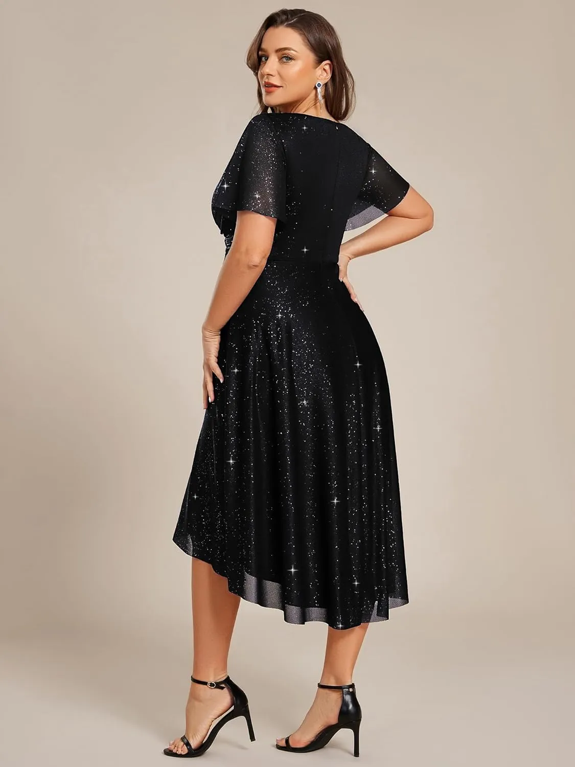 Ever-Pretty Plus V Neck Short Sleeves Glitter Pleated Midi Plus Size Cocktail Wedding Guest Dresses for Curvy Women