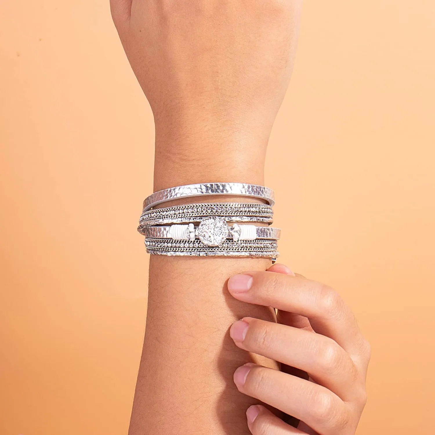 FANCY SHINY Boho Wrap Bracelets Leather Cuff Bracelet Bohemian Jewelry Resin Stone Leather Necklace with Clasp for Women