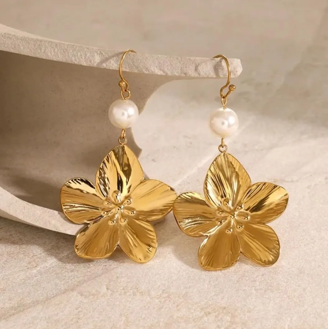 Gold Earrings for Women, 18K, 14K Gold Plated, Flower Earrings, Hoop and Studs, Stainless Steel, Hypoallergenic, Lightweight, Waterproof. Gold earrings for women.