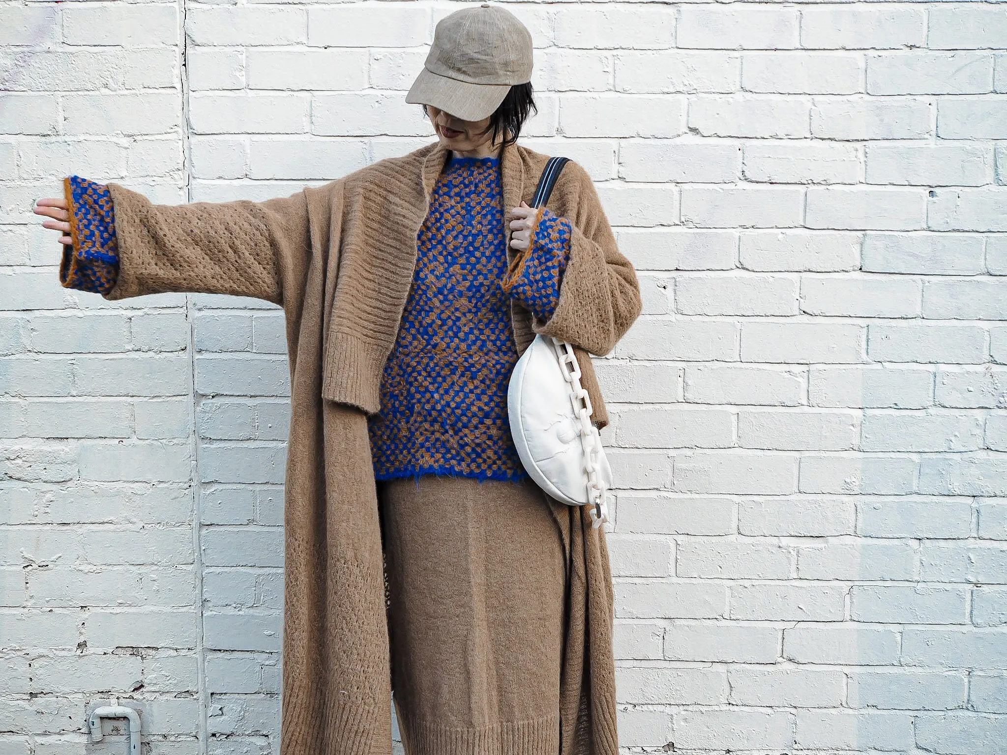 Light weight cardi  (Alpaca) - Camel