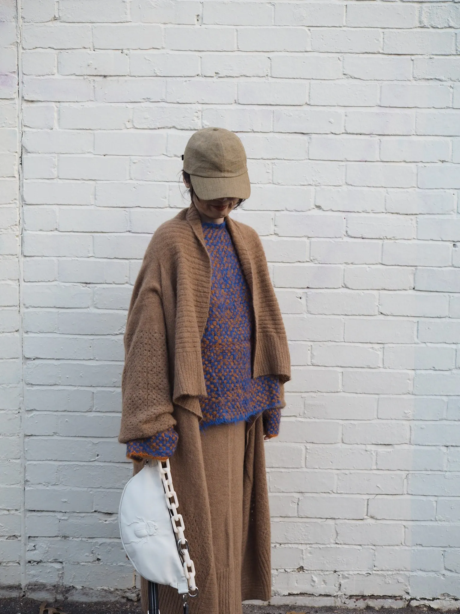 Light weight cardi  (Alpaca) - Camel