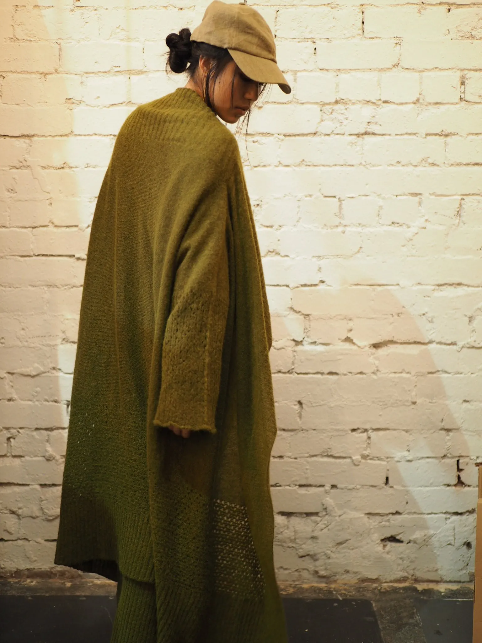 Light weight cardi (Alpaca) - Moss green