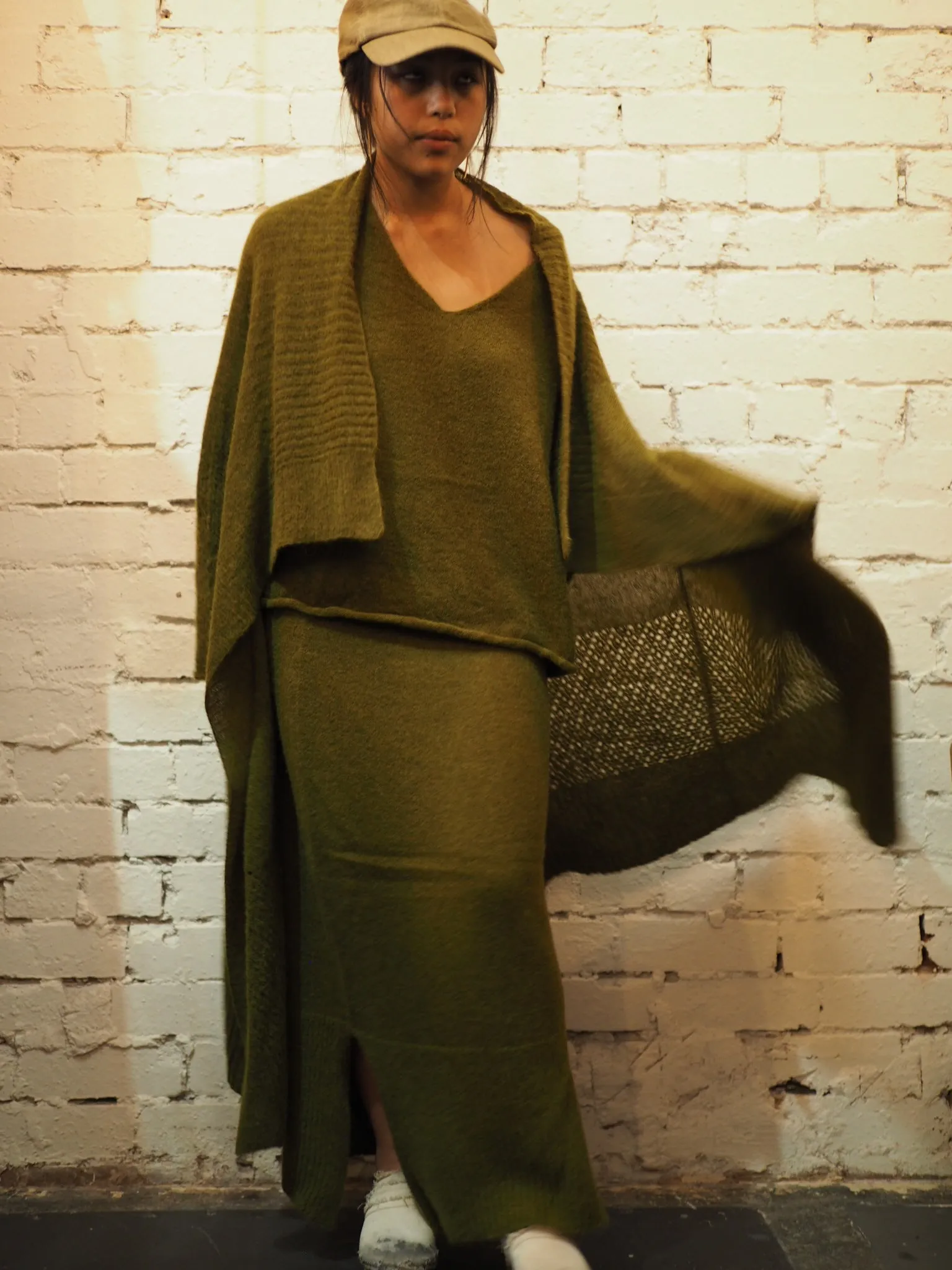 Light weight cardi (Alpaca) - Moss green