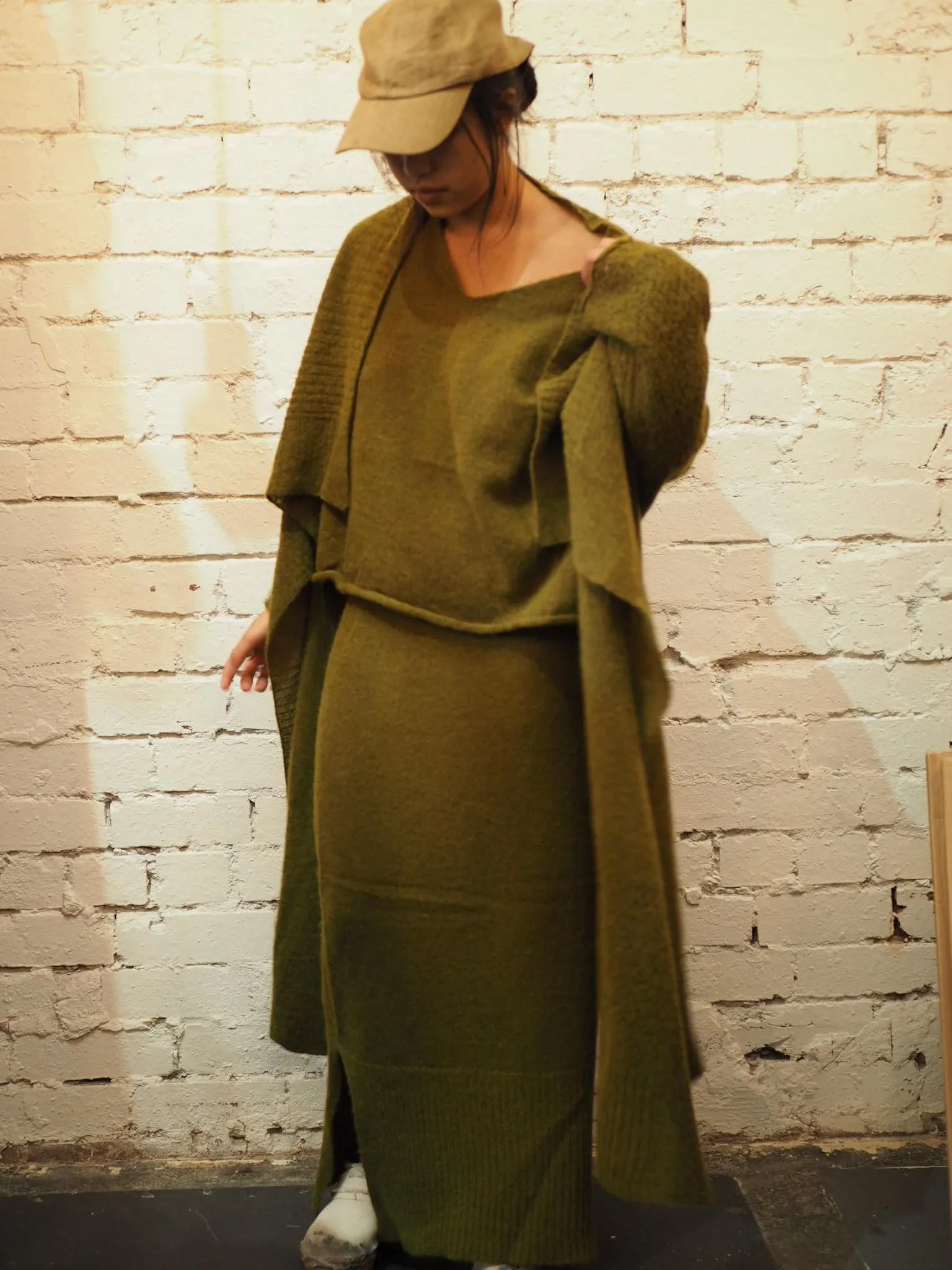 Light weight cardi (Alpaca) - Moss green