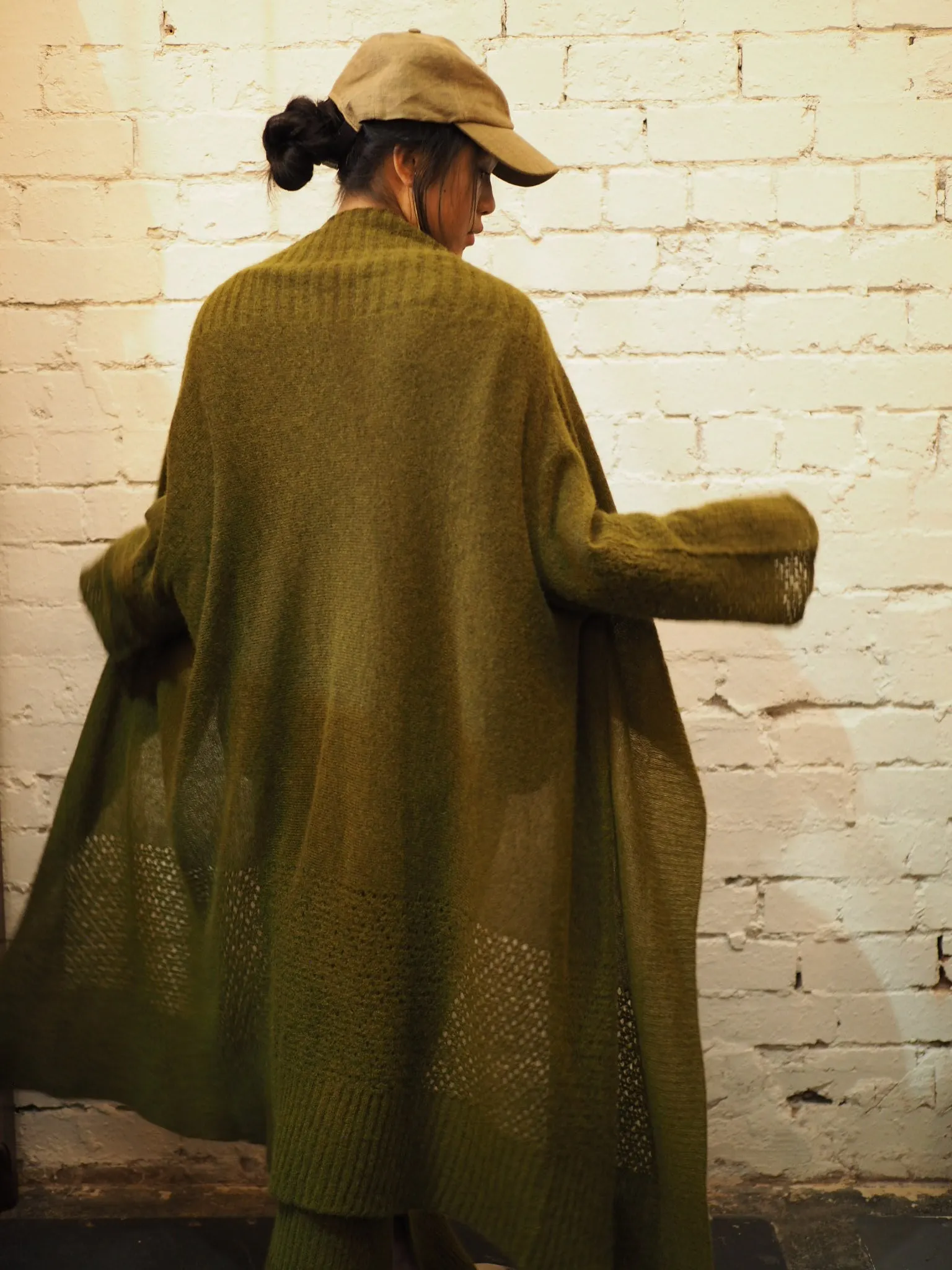 Light weight cardi (Alpaca) - Moss green