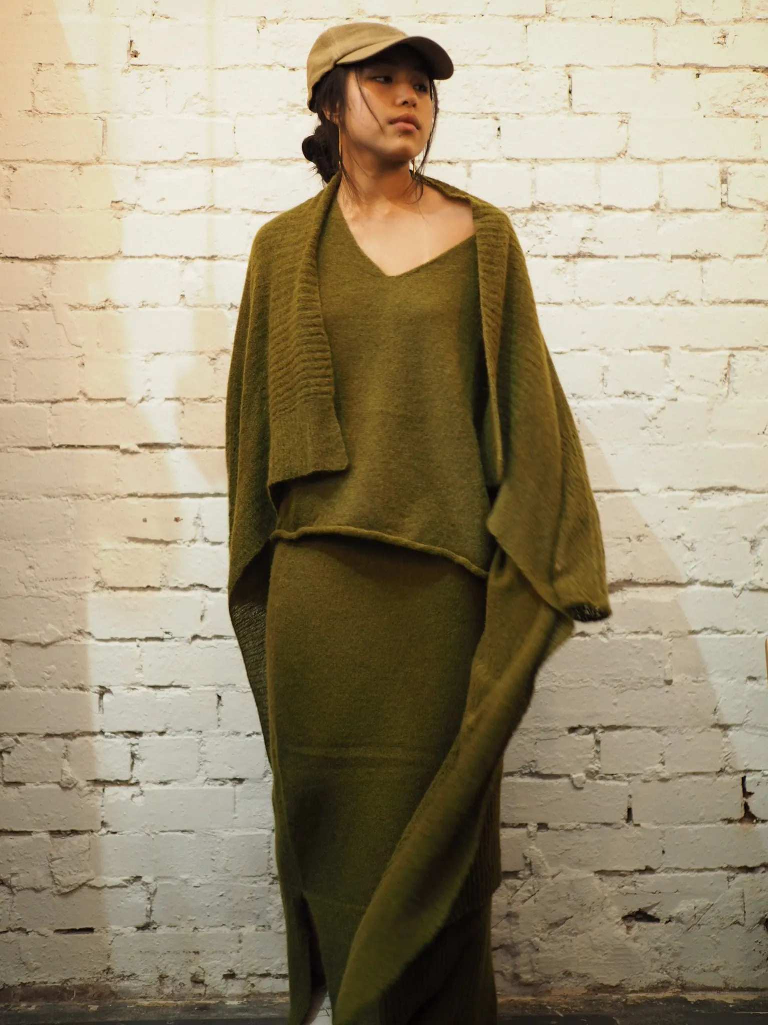 Light weight cardi (Alpaca) - Moss green