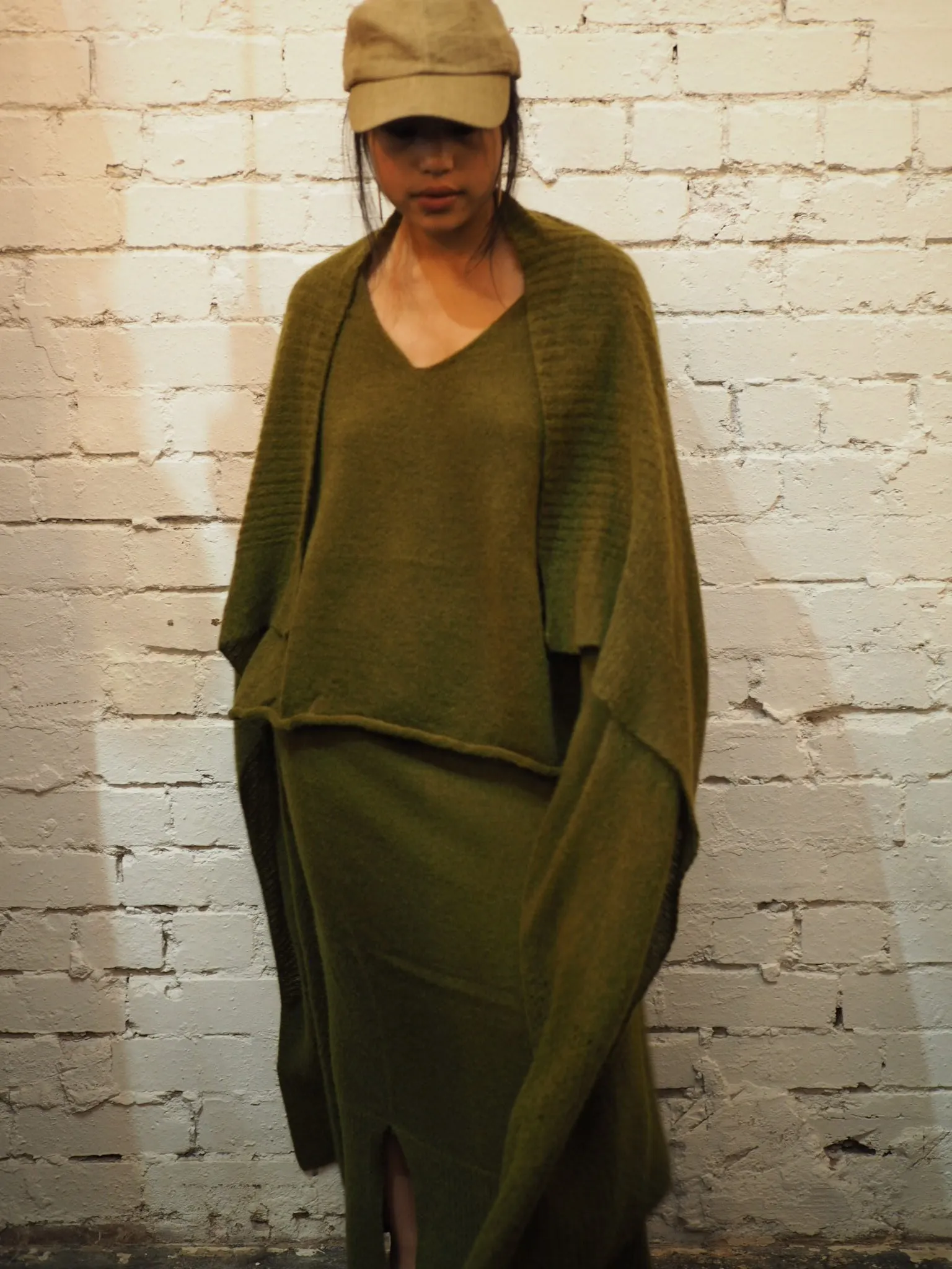 Light weight cardi (Alpaca) - Moss green