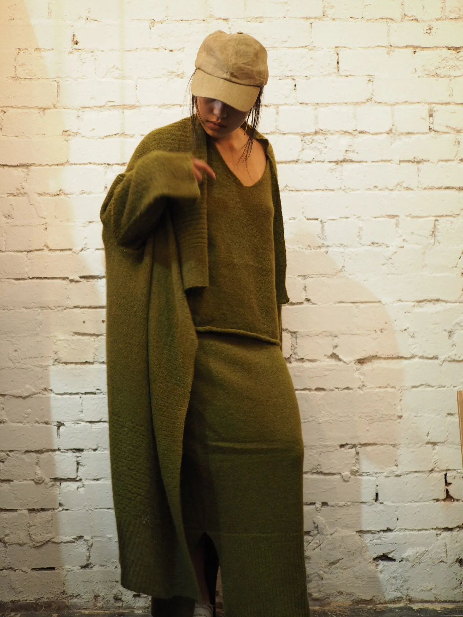 Light weight cardi (Alpaca) - Moss green