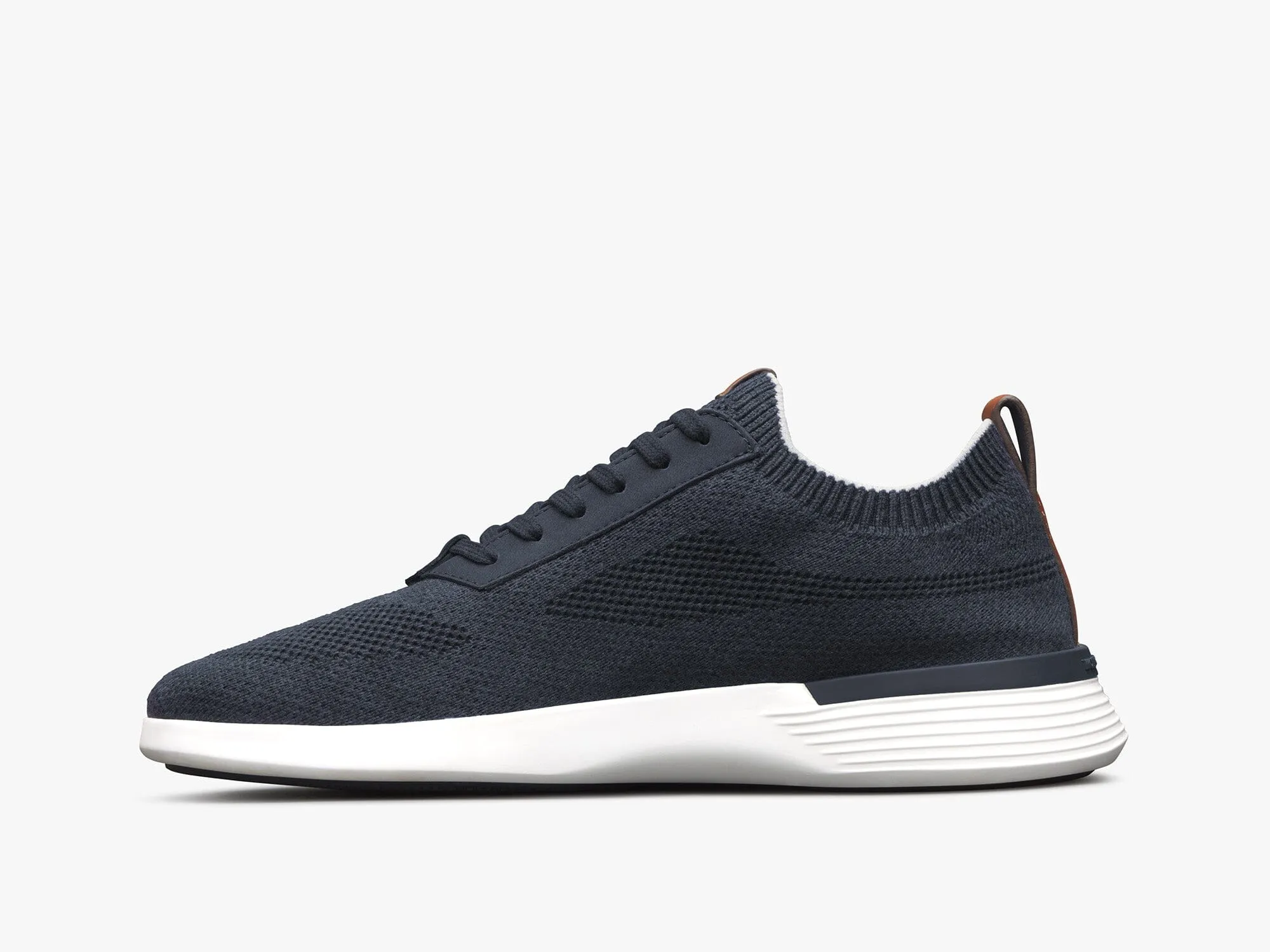 SupremeKnit Trainer