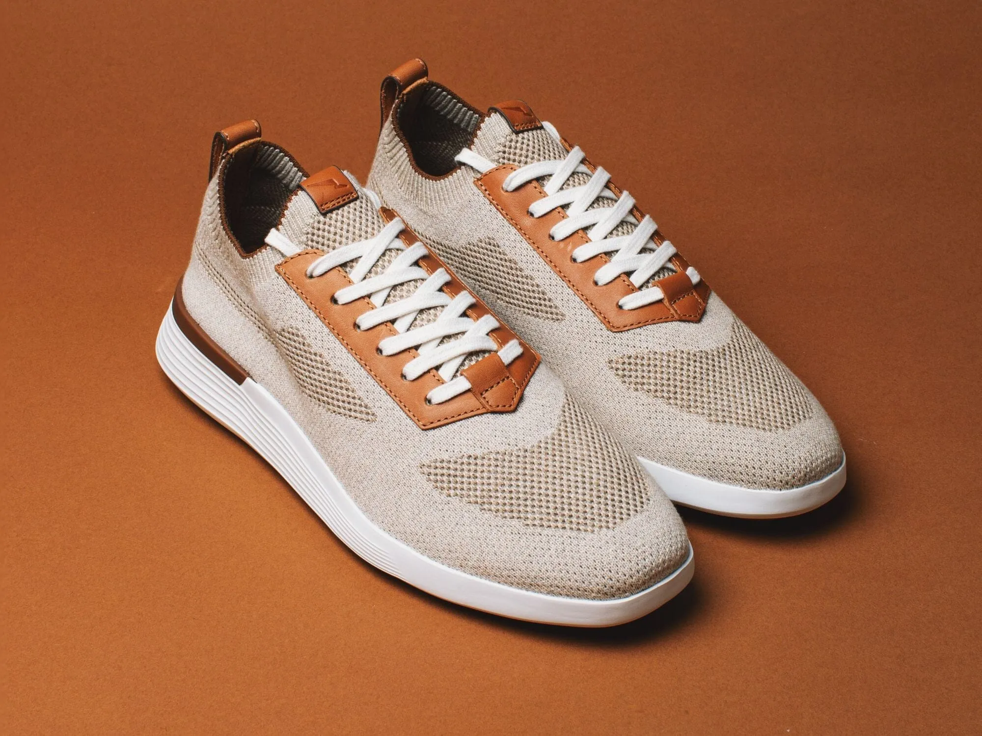 SupremeKnit Trainer