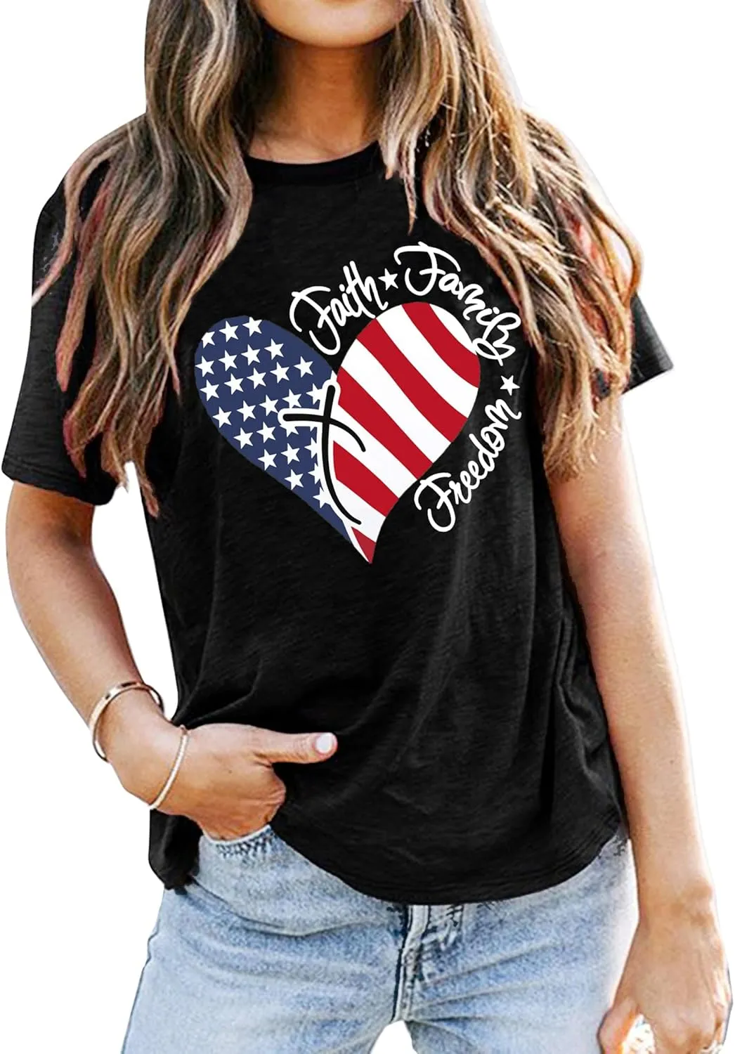 VVNTY American Flag Heart Shirt Women Patriotic T-Shirt 4th of July Graphic Tees Shirts USA Flag Star Stripe Tops